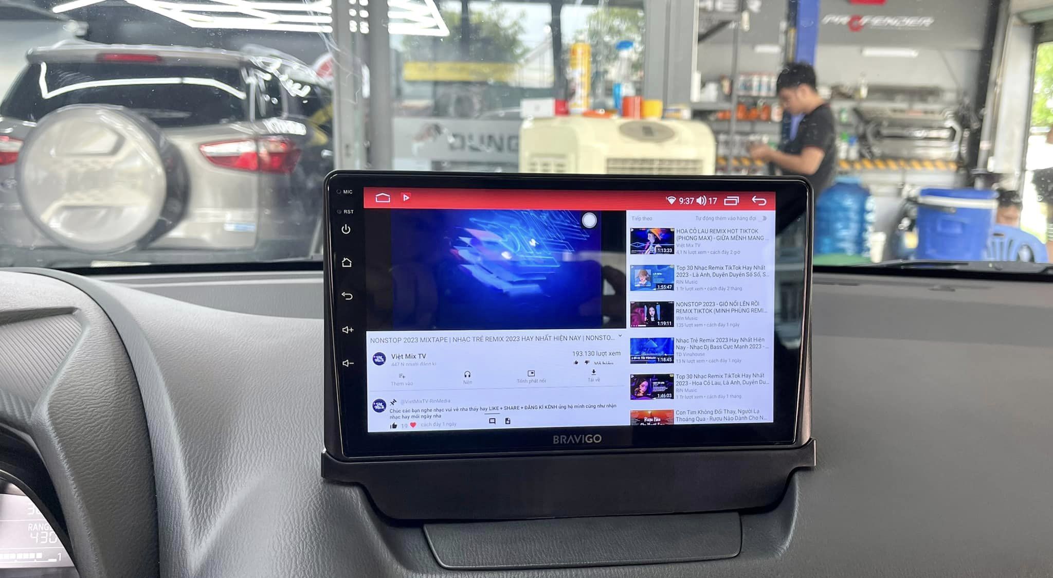 tính năng giải trí trên tmax